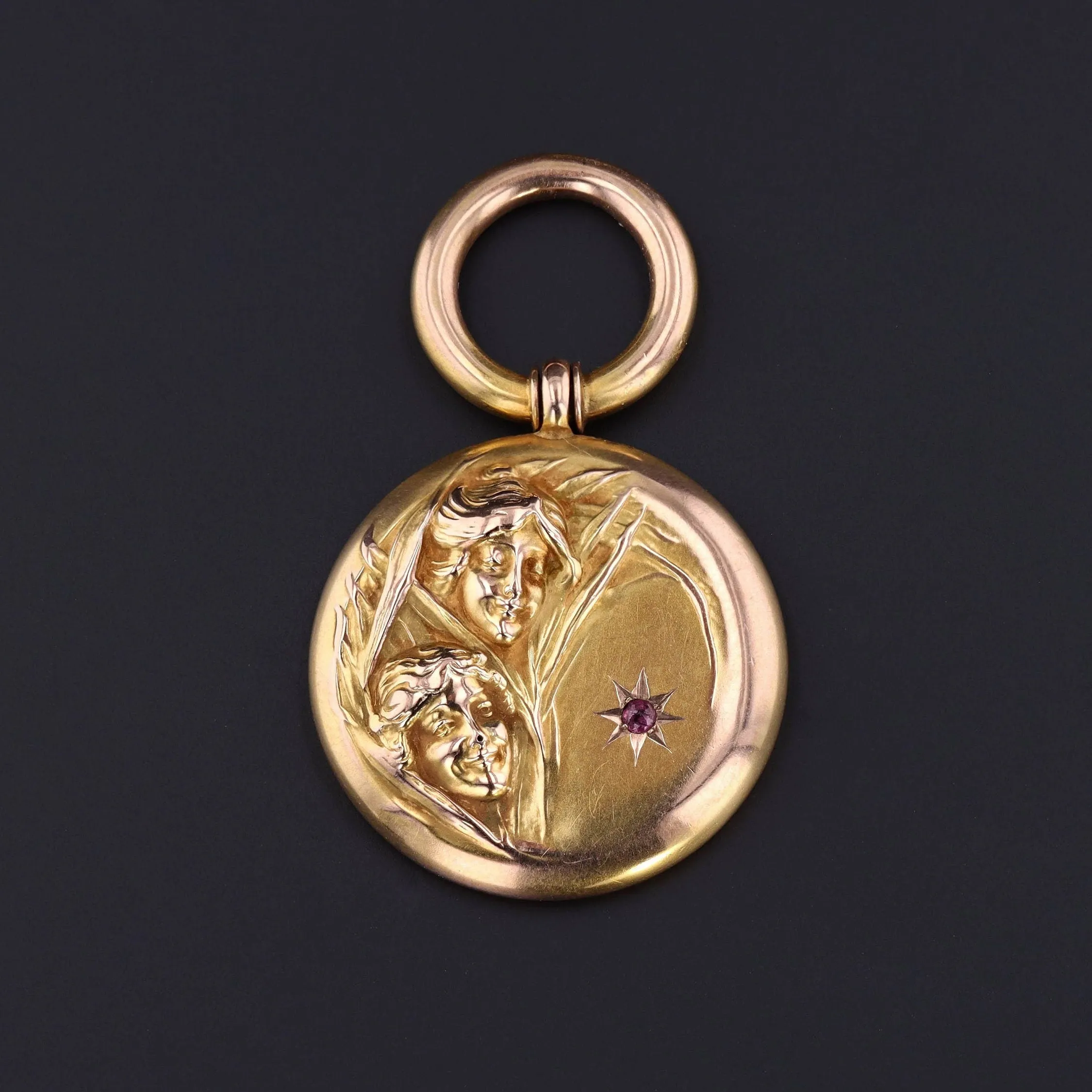 10k Gold Pendant | Antique Sisters Pendant