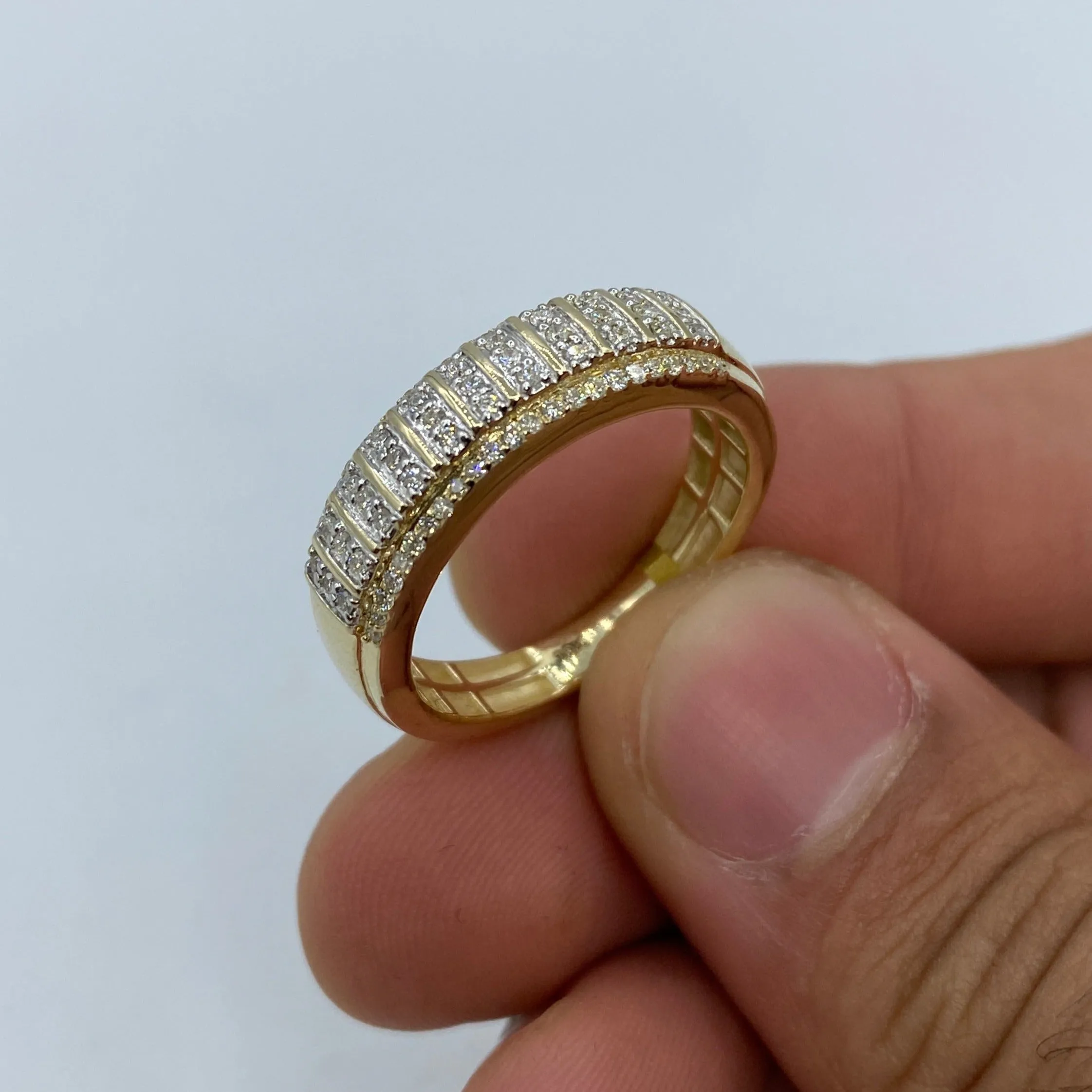 10K Tiger Diamond Wedding Band