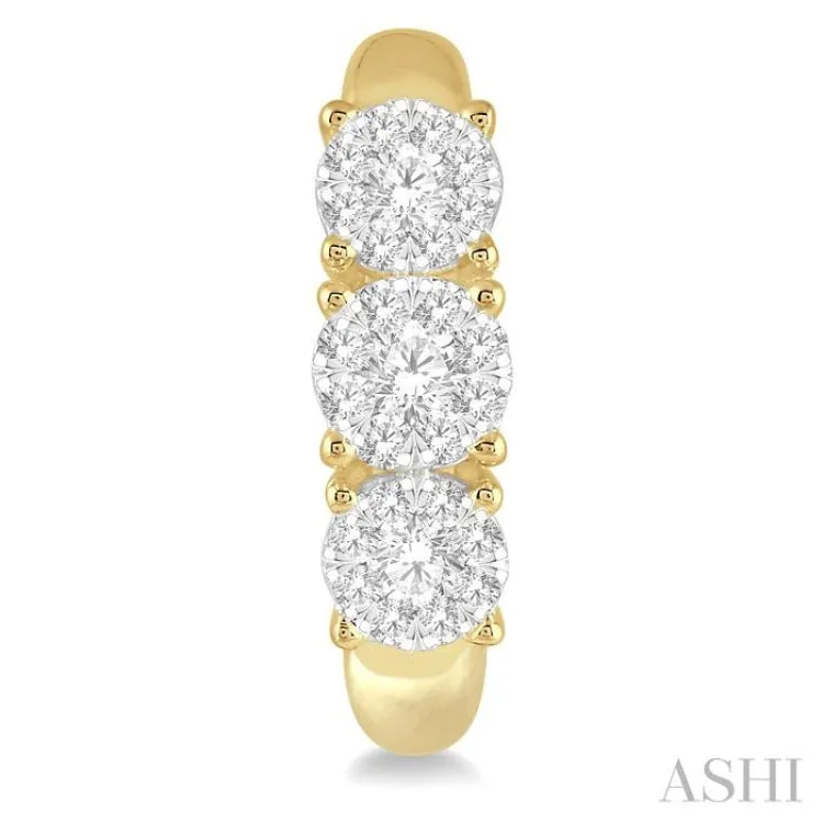 1/2 ctw Lovebright Round Cut Diamond Earrings in 14K Yellow and White Gold