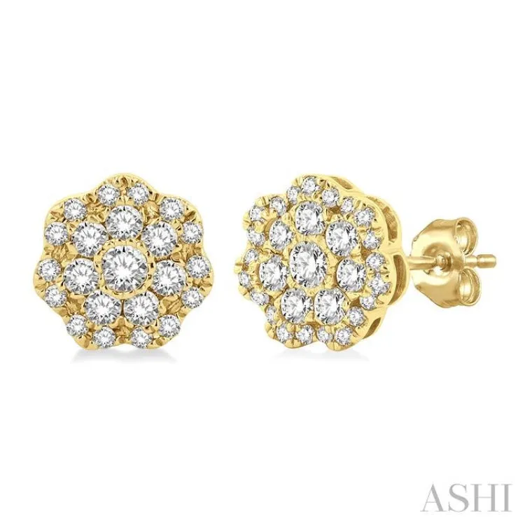 1/4 ctw Flower Pattern Round Cut Diamond Fashion Stud Earrings in 14K Yellow Gold