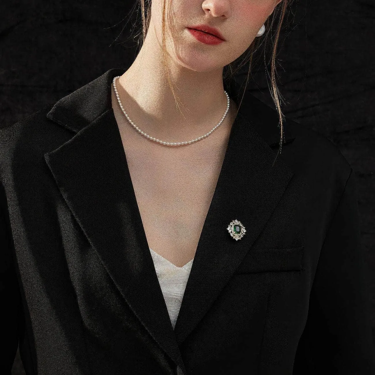 14k Gold Paved Crystal Emerald Gemstone Brooch