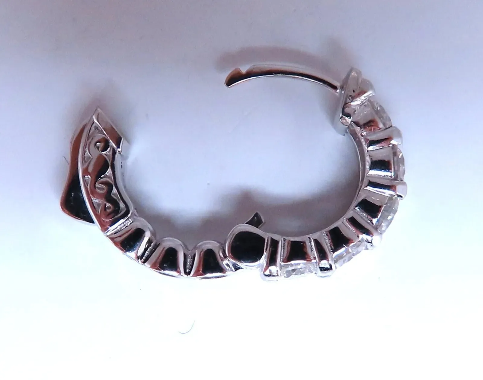 1.63ct Natural Round Diamond hoop earrings 14kt 16mm button & share prong 