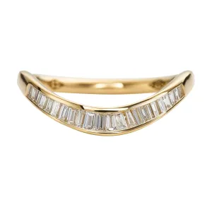 18K Gold Channel-Set Tapered Baguette Diamond Curved Band