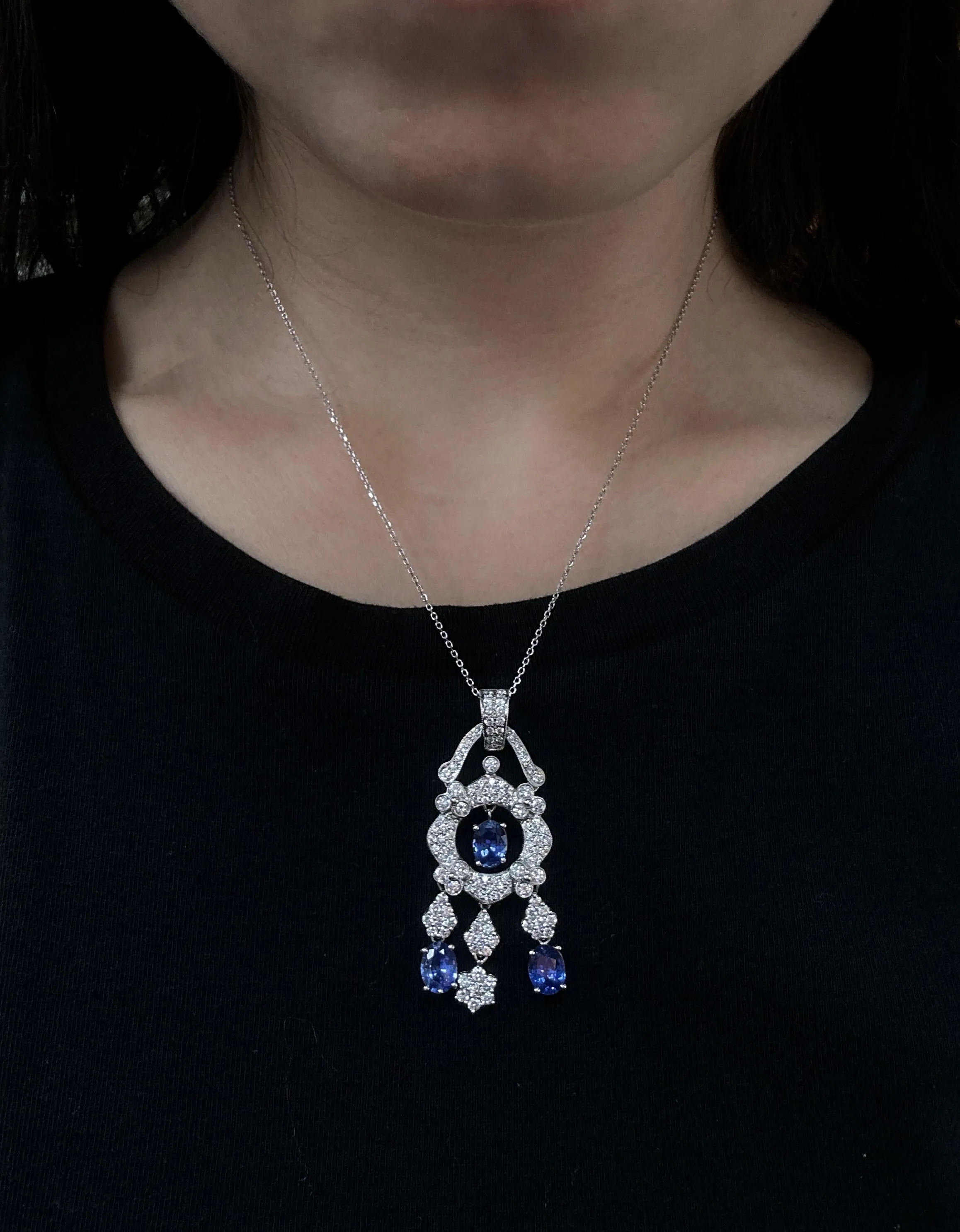 18K White Gold Diamond and Sapphire Pendant Necklace