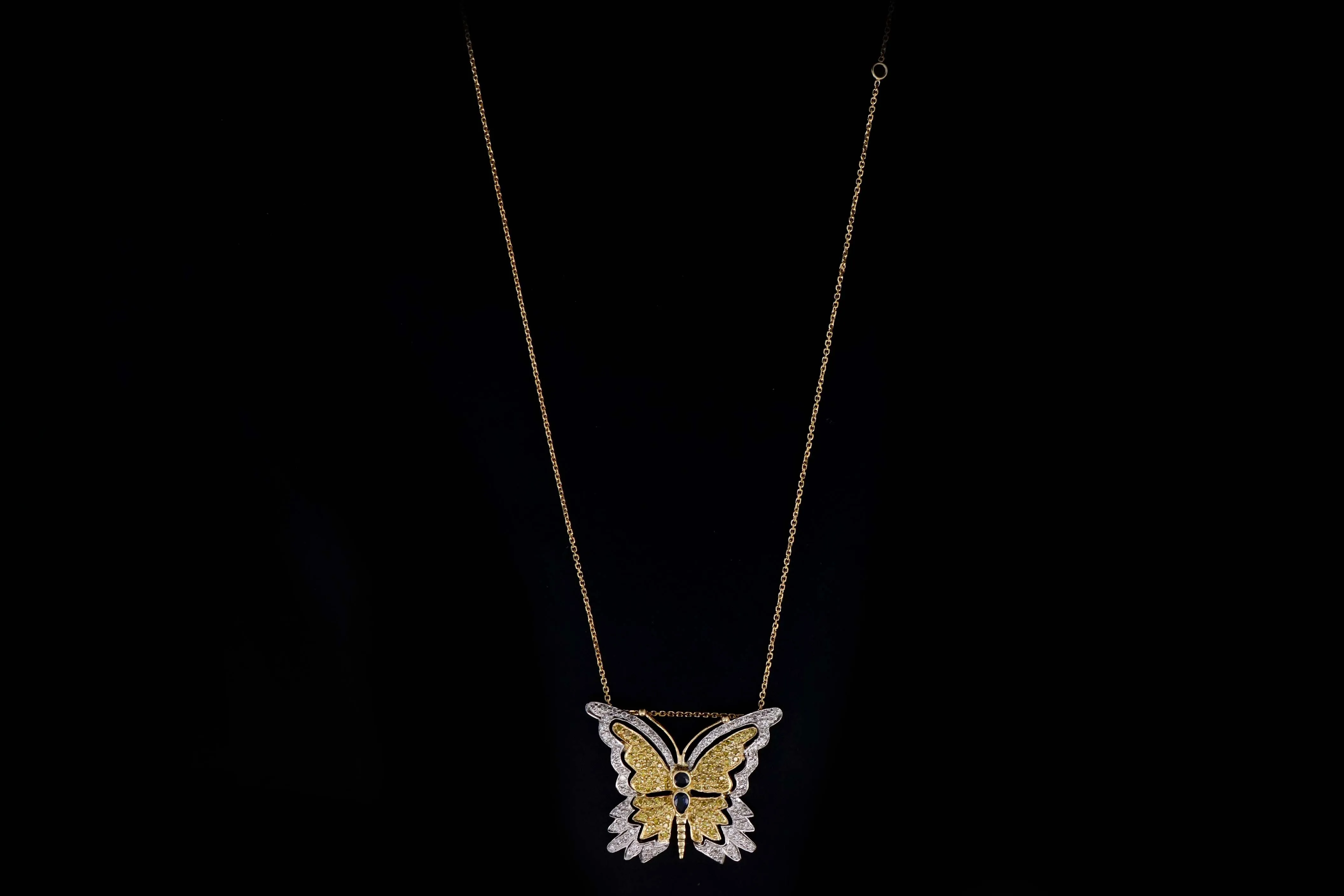 18K Yellow Gold 1.27 Carat Total Weight Sapphire & Yellow Diamond Butterfly Pendant Necklace