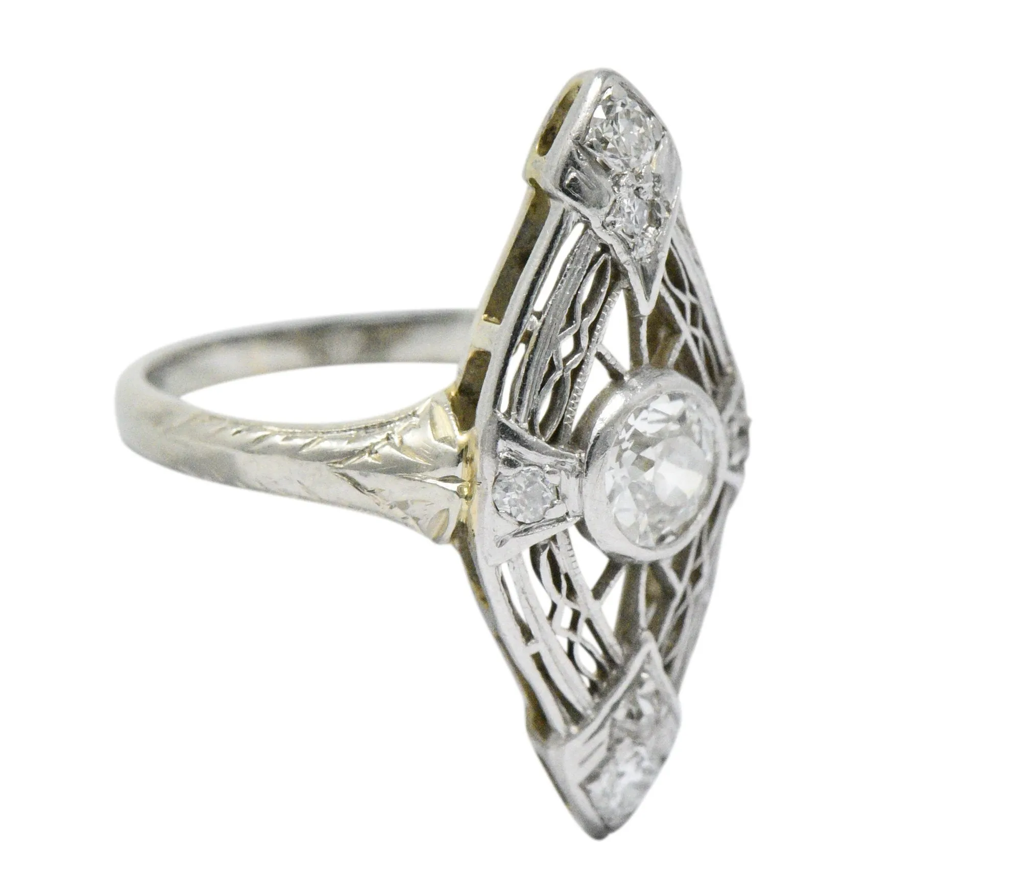 1920's Edwardian 0.57 CTW Diamond Platinum-Topped White Gold Dinner Ring
