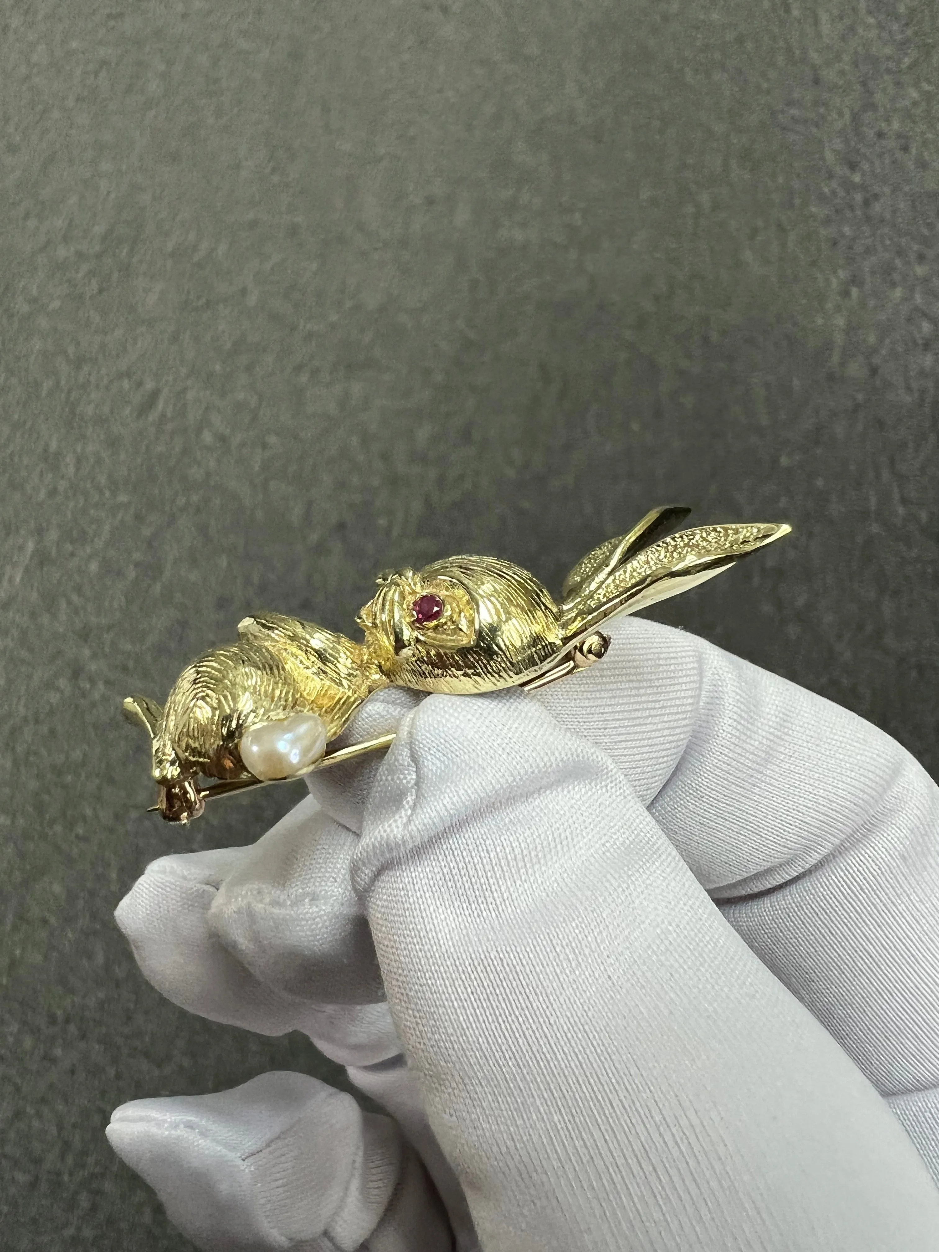1970s Bunny Rabbit Yellow Gold Brooch