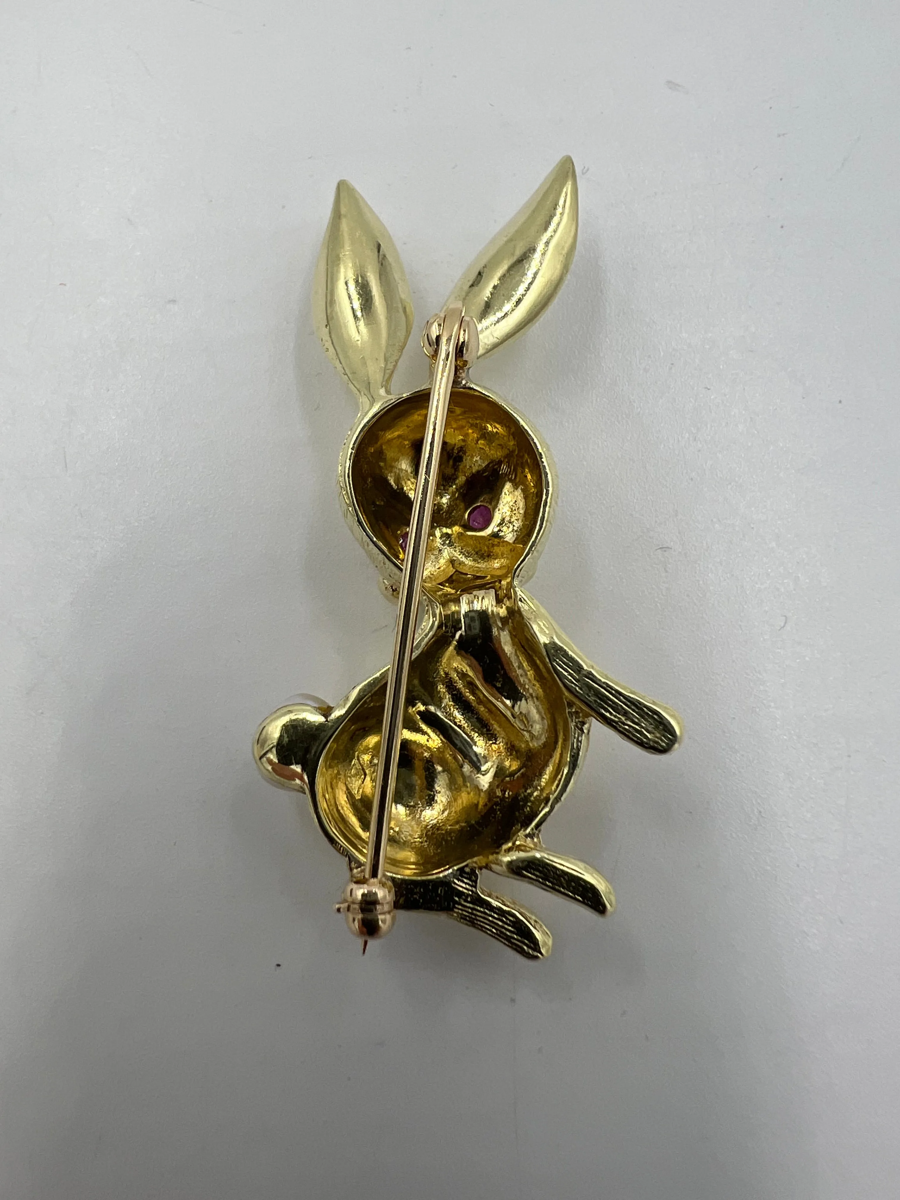 1970s Bunny Rabbit Yellow Gold Brooch