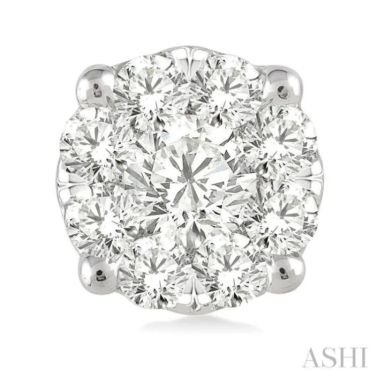 3/4 ctw Lovebright Round Cut Diamond Stud Earrings in 14K White Gold