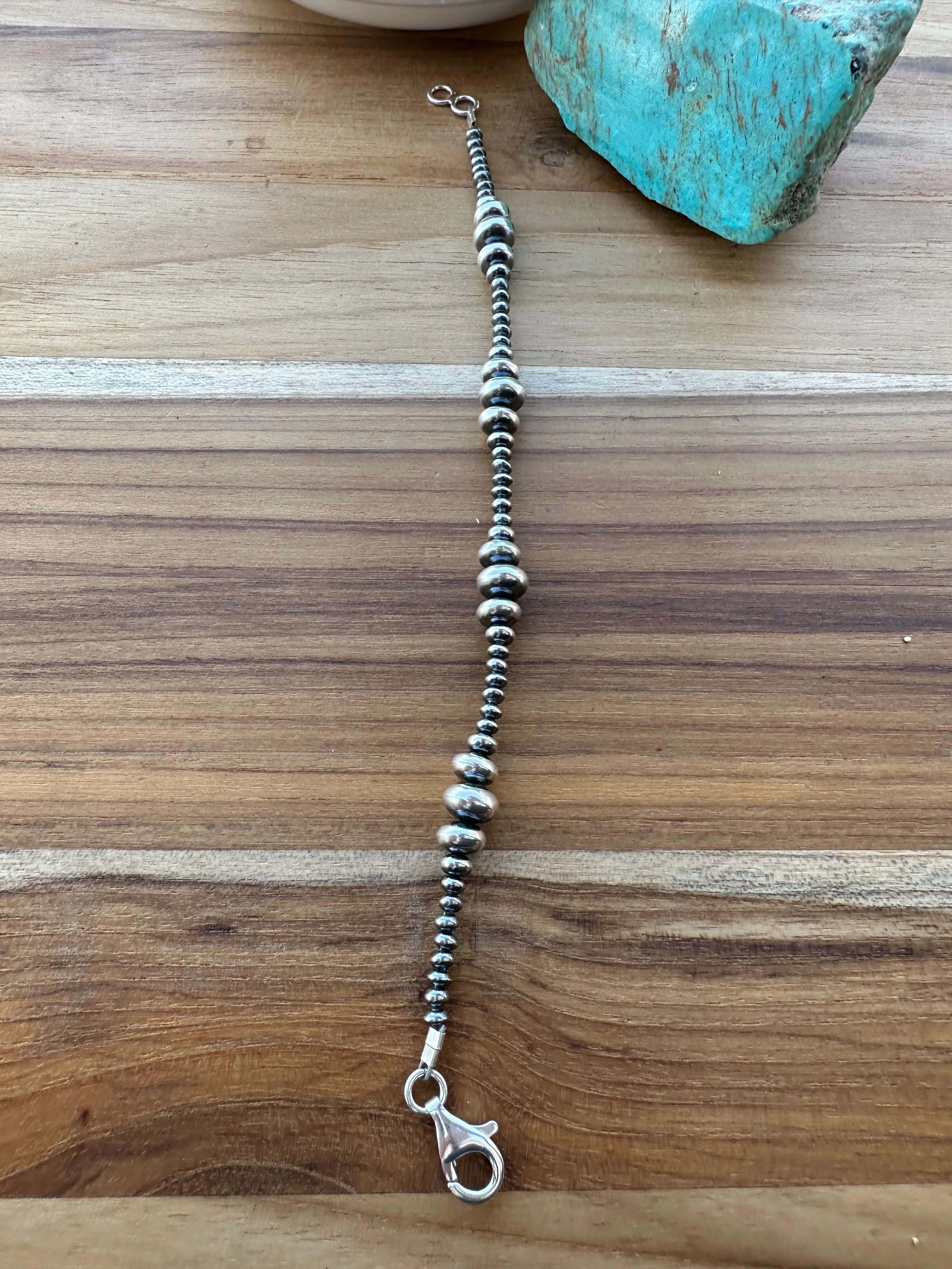 7.5" 3-8MM Navajo Style Rondell Pearl Bracelet