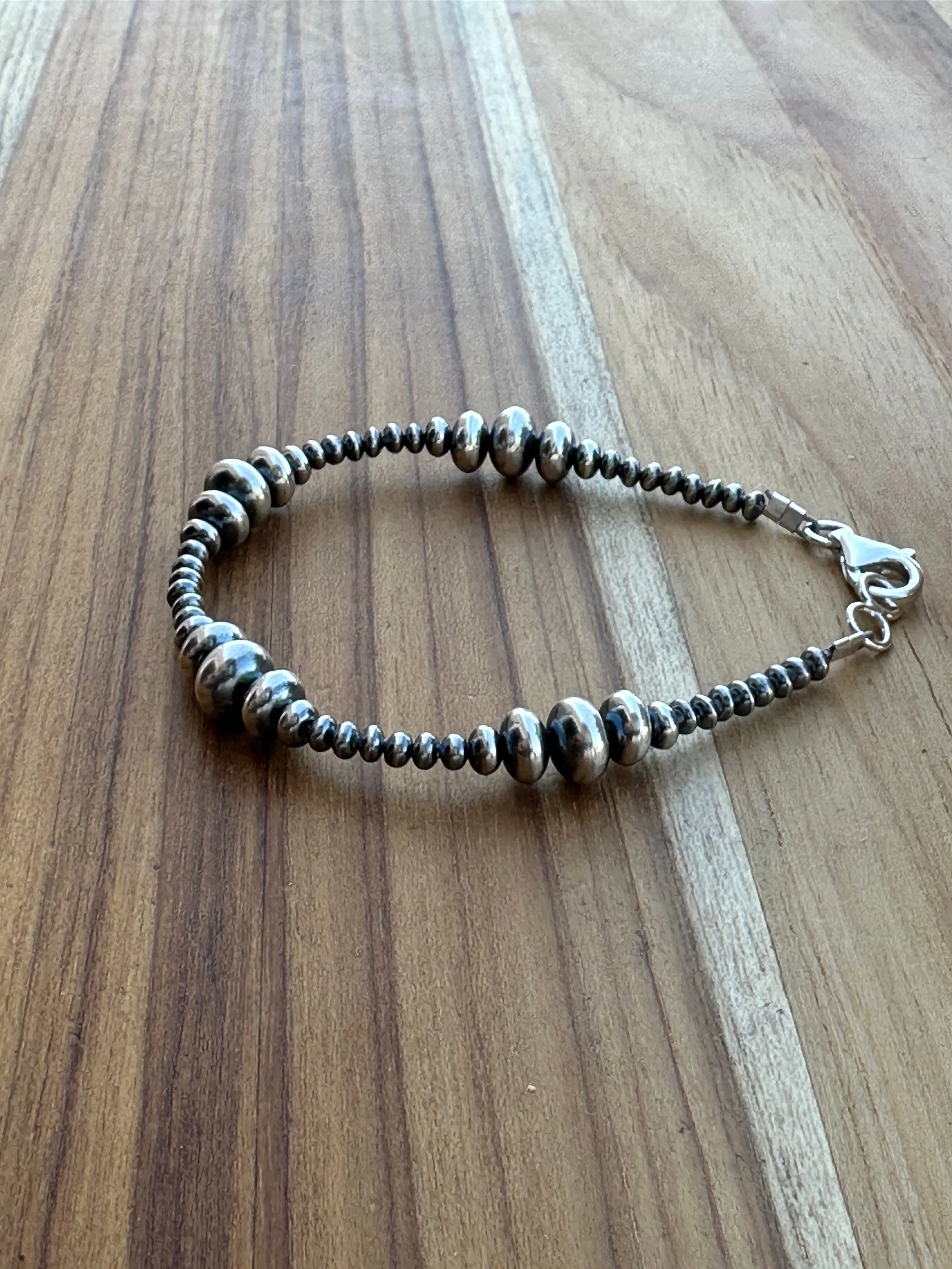 7.5" 3-8MM Navajo Style Rondell Pearl Bracelet
