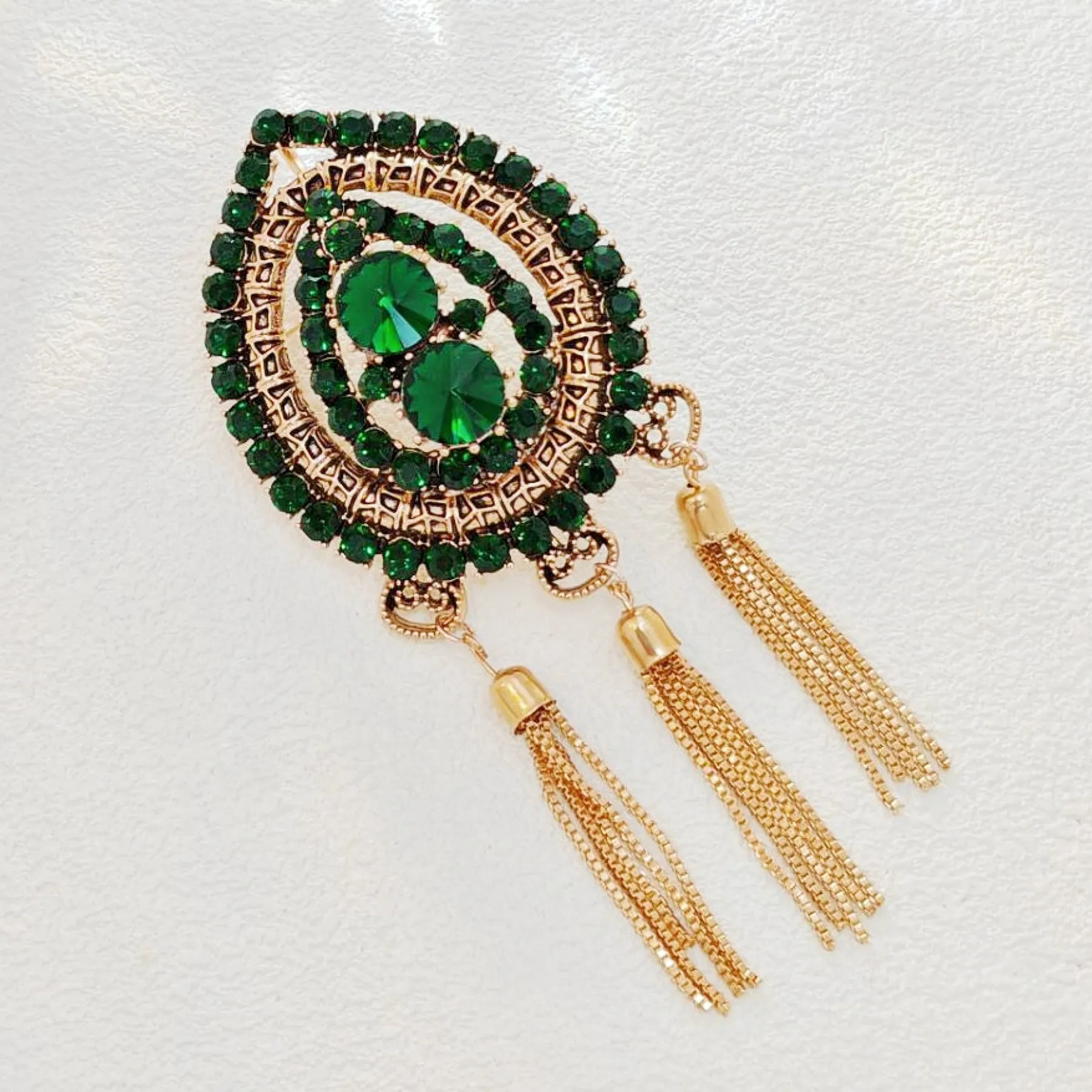 Alein Indian Style Opens Green Teardrop Brooch with Trio Tassel