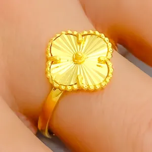 Beautiful Floral 21K Gold Clover Ring