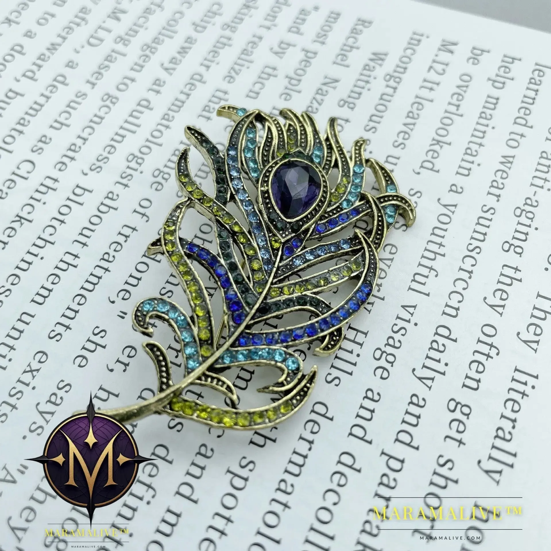 Crystal Peacock Feathers Brooch Boho Enamel Pins Deep Blue Brooches Wedding Accessories New Arrival