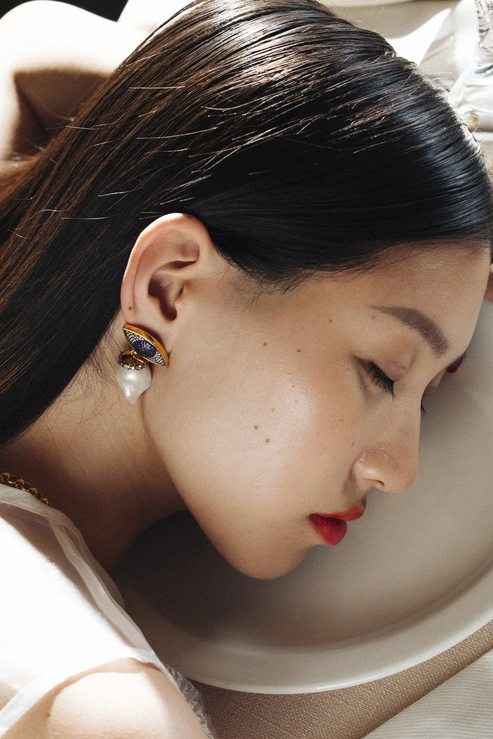 CYCLOPS EARRINGS