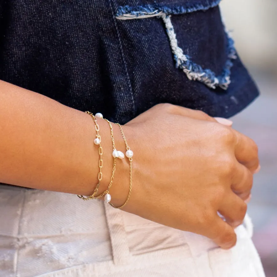 Dangling Pearl Clusters Bracelet