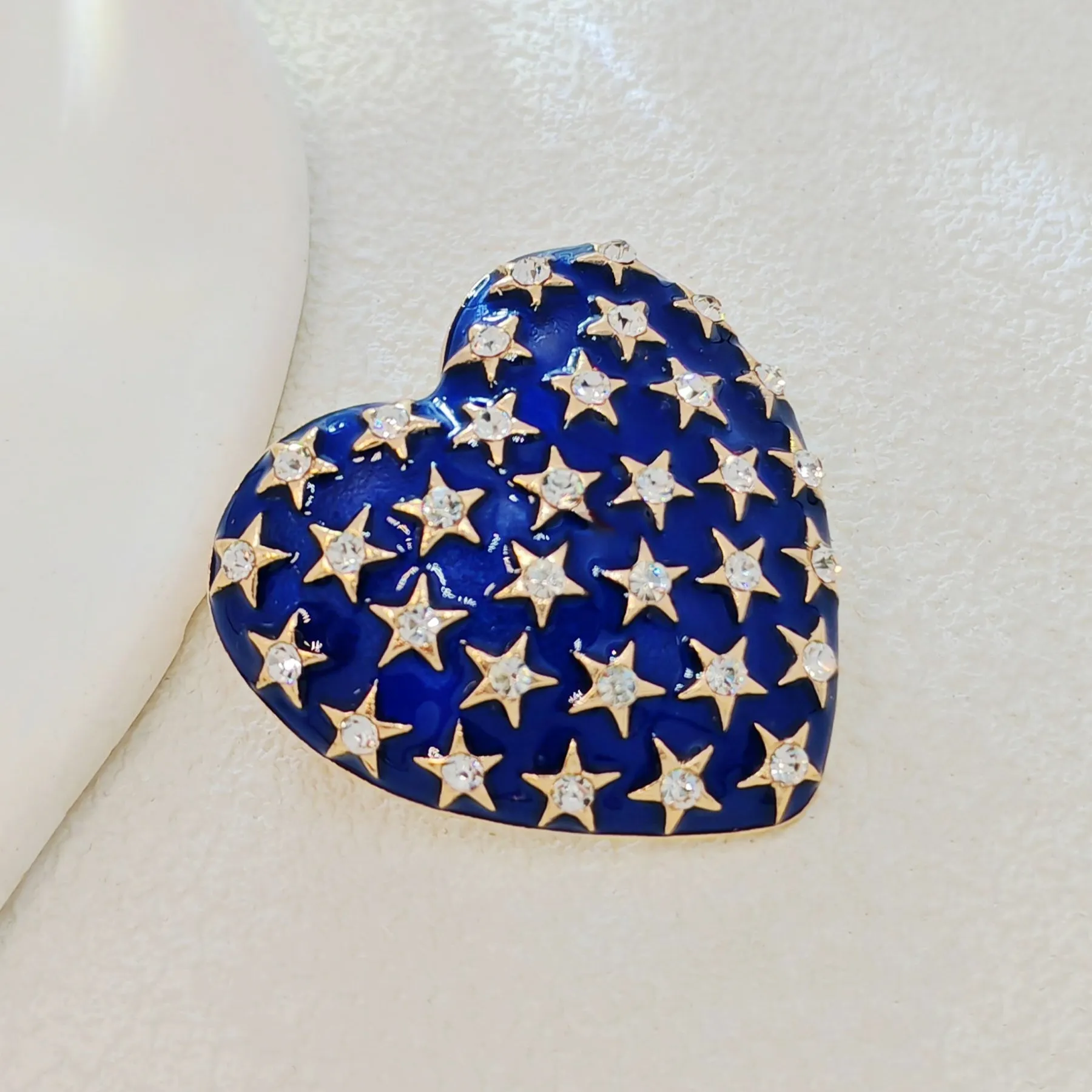 Elegant Navy Blue Heart Brooch with Gold - outlined Star Crystals