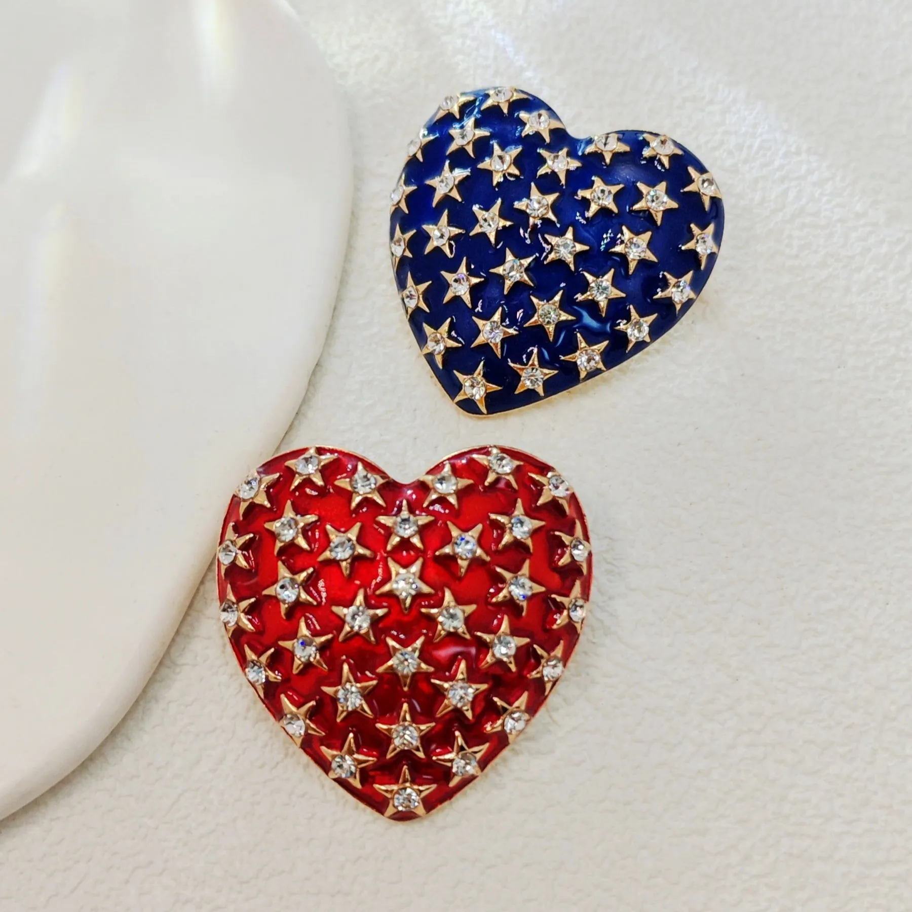 Elegant Navy Blue Heart Brooch with Gold - outlined Star Crystals