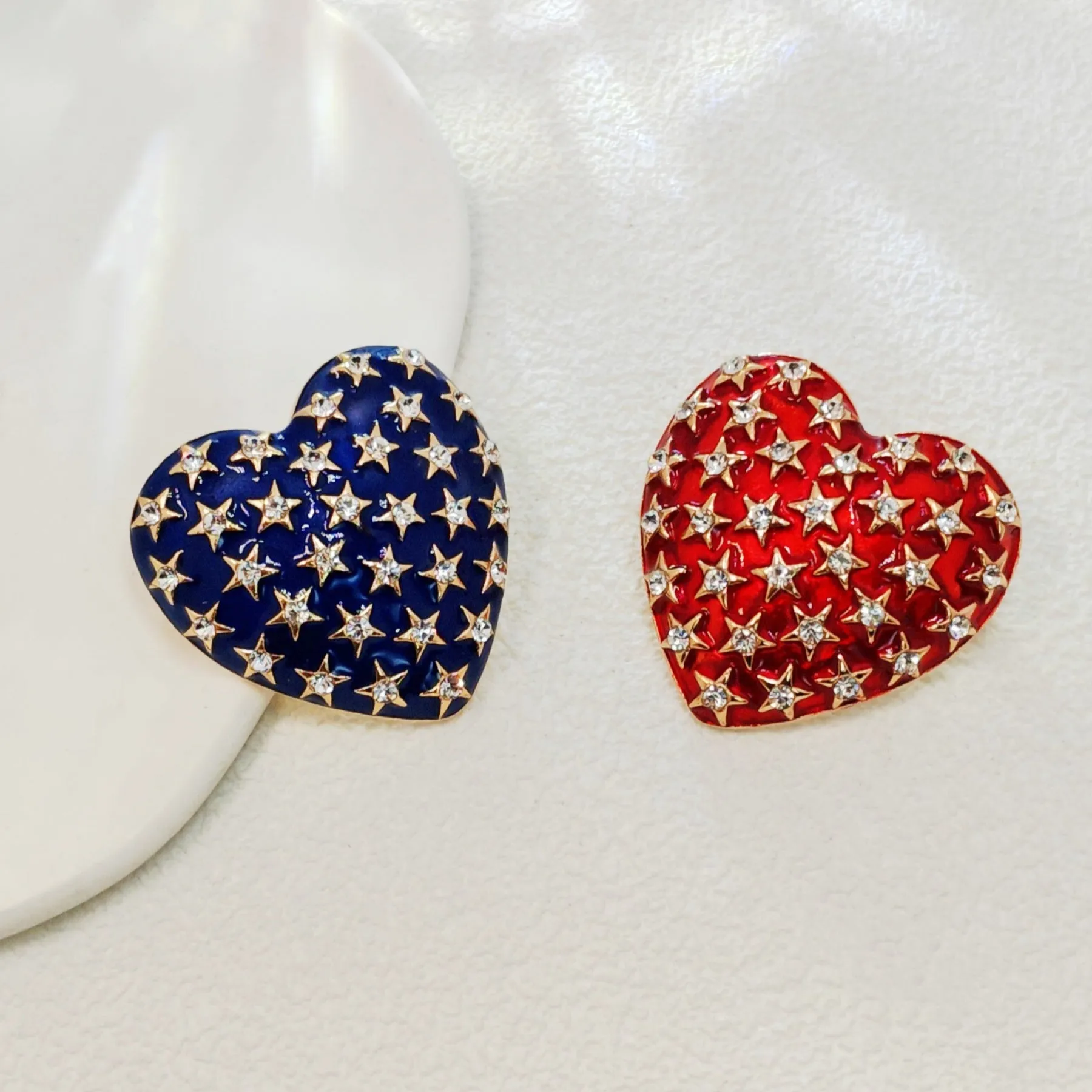 Elegant Navy Blue Heart Brooch with Gold - outlined Star Crystals