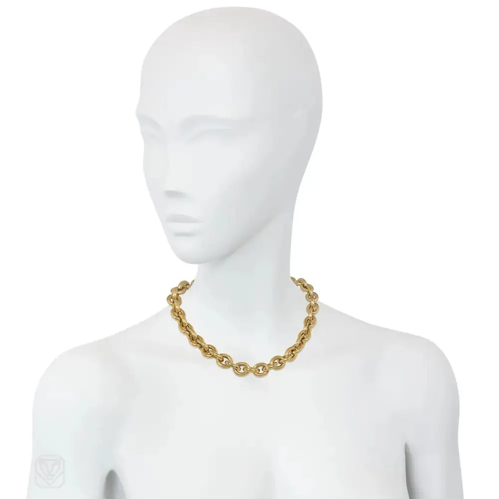 Estate curblink gold necklace