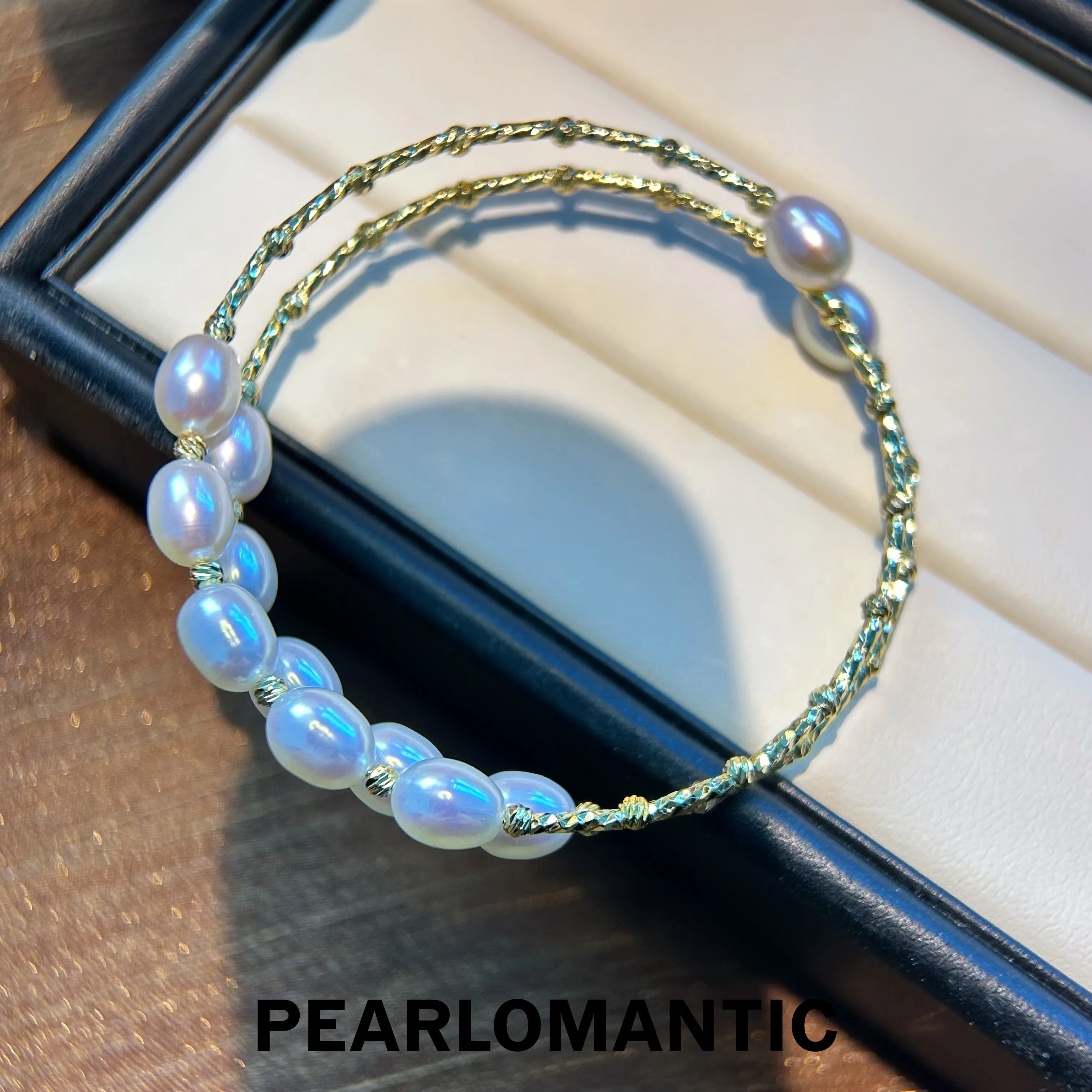 [Everyday Essentials] Freshwater Pearl Oval Shape Excellent Luster Adjustable Bracelets