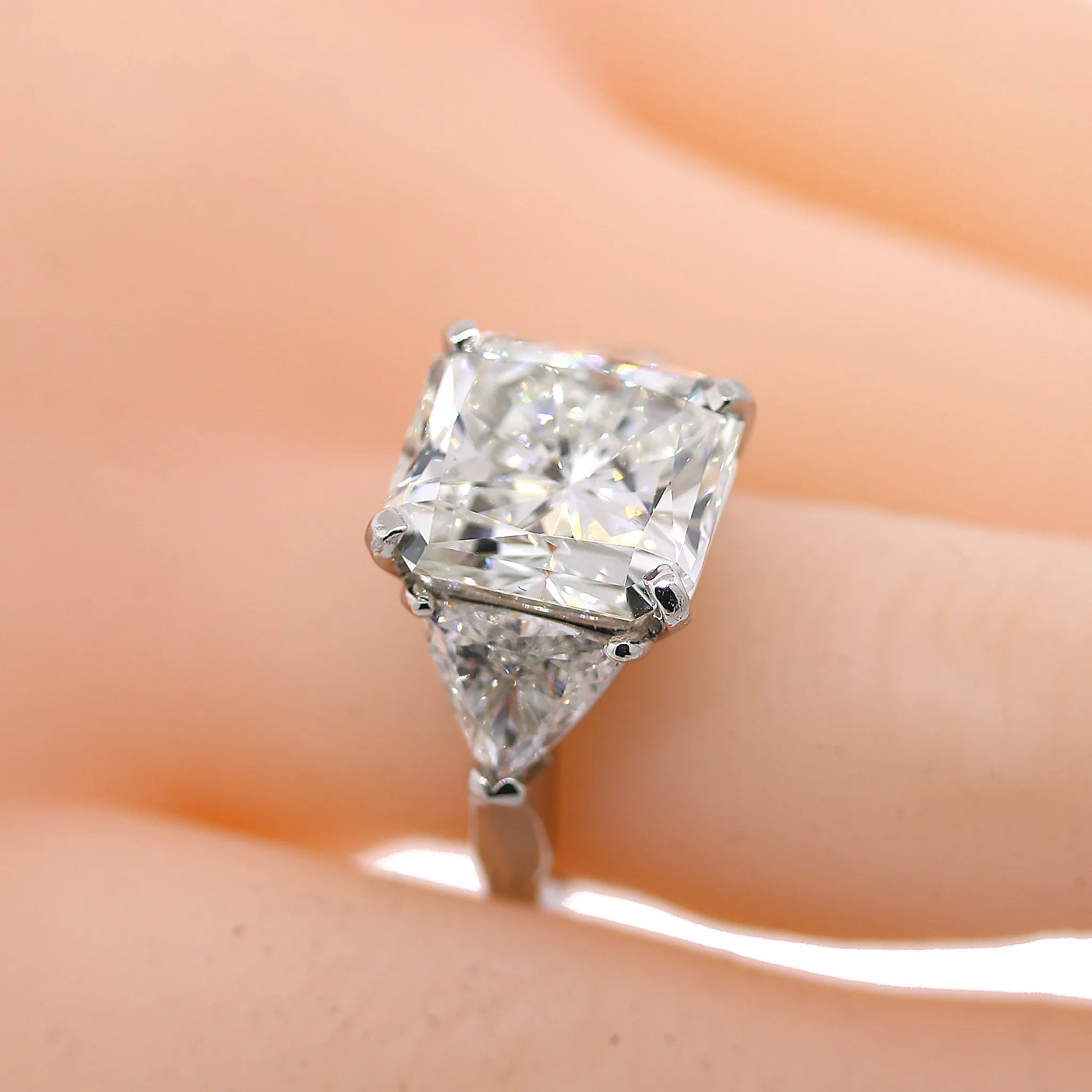 GIA Certified 9.02 carat Radiant Cut Diamond Engagement Ring in Platinum