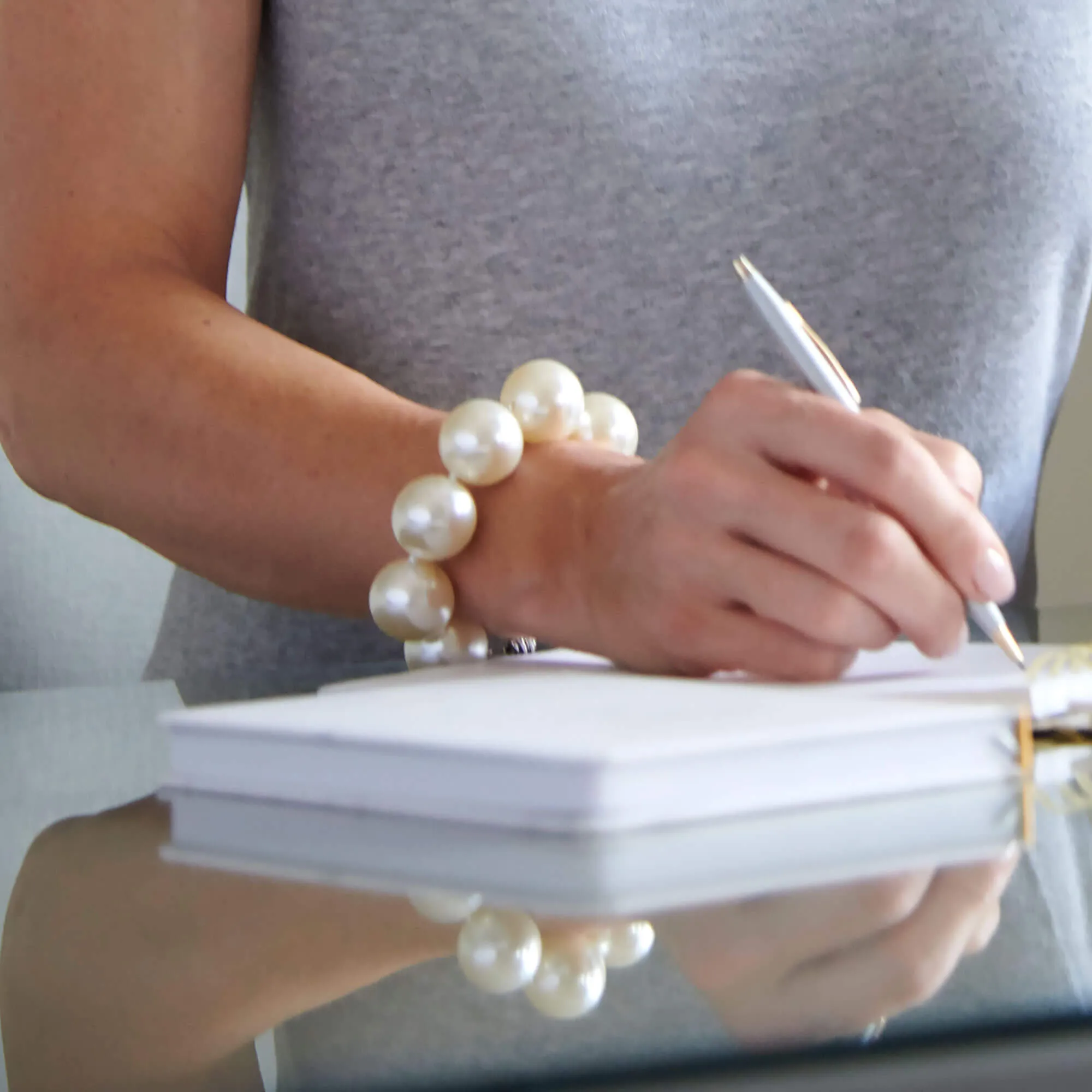 Ivory Pearl Cooling Bracelet