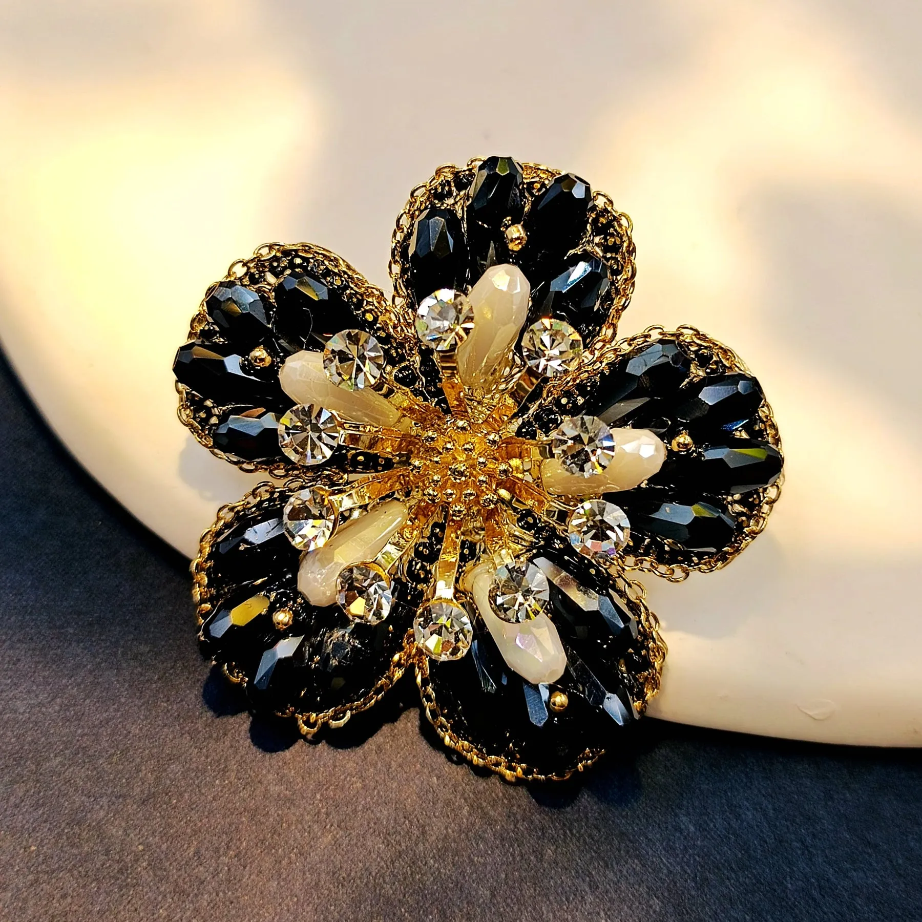 Jewelblings Dazzling Burst Pistil Dark Blue Five Petal Flower Brooches Pins for Women