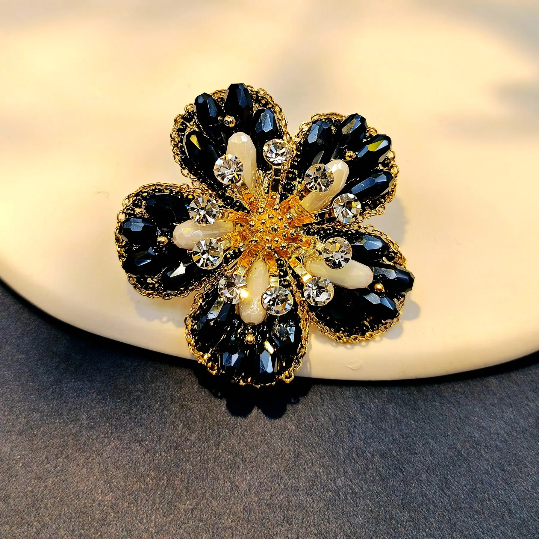 Jewelblings Dazzling Burst Pistil Dark Blue Five Petal Flower Brooches Pins for Women