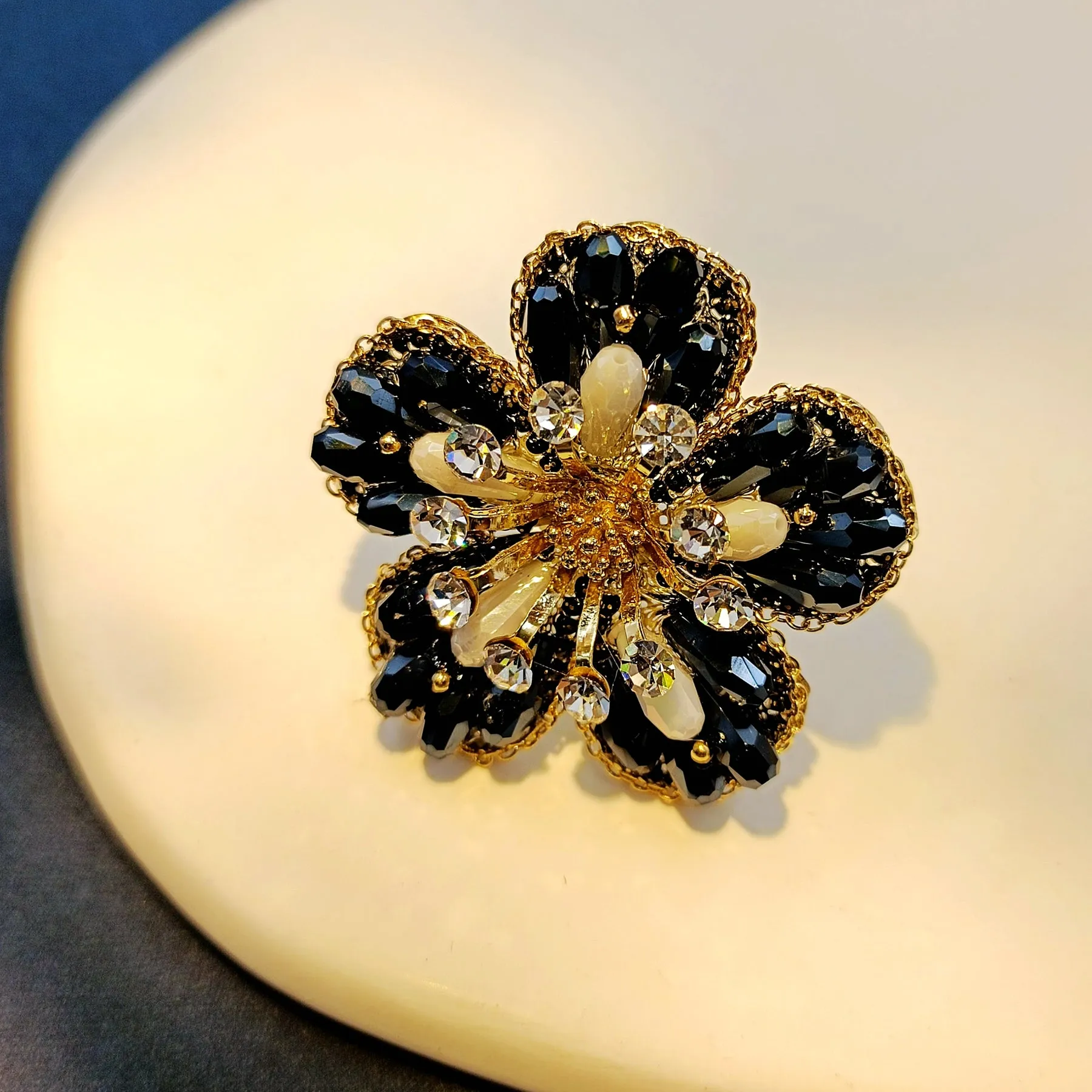 Jewelblings Dazzling Burst Pistil Dark Blue Five Petal Flower Brooches Pins for Women