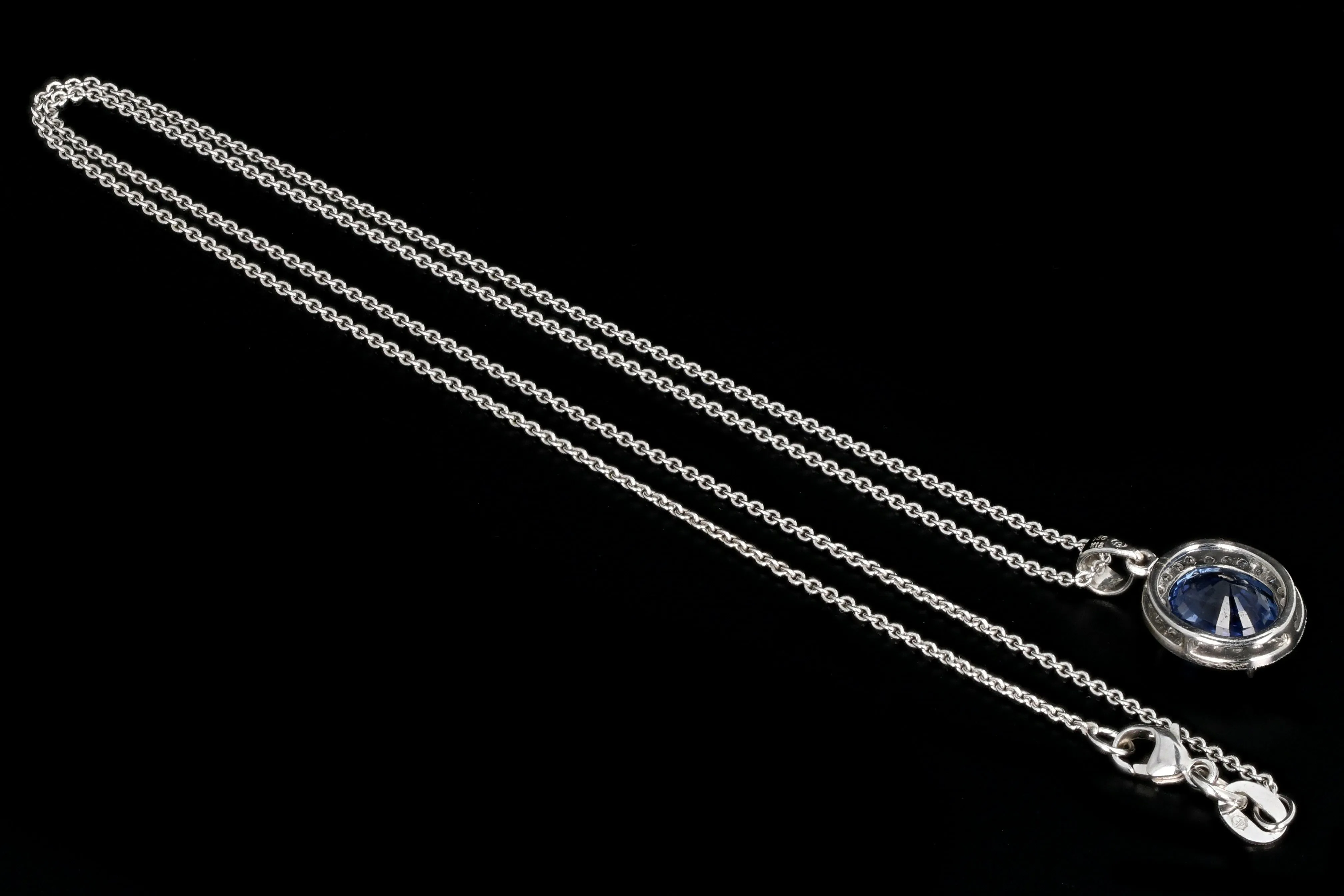 Modern 18K White Gold 2.65 Carat Natural Sapphire and Diamond Halo Pendant Necklace
