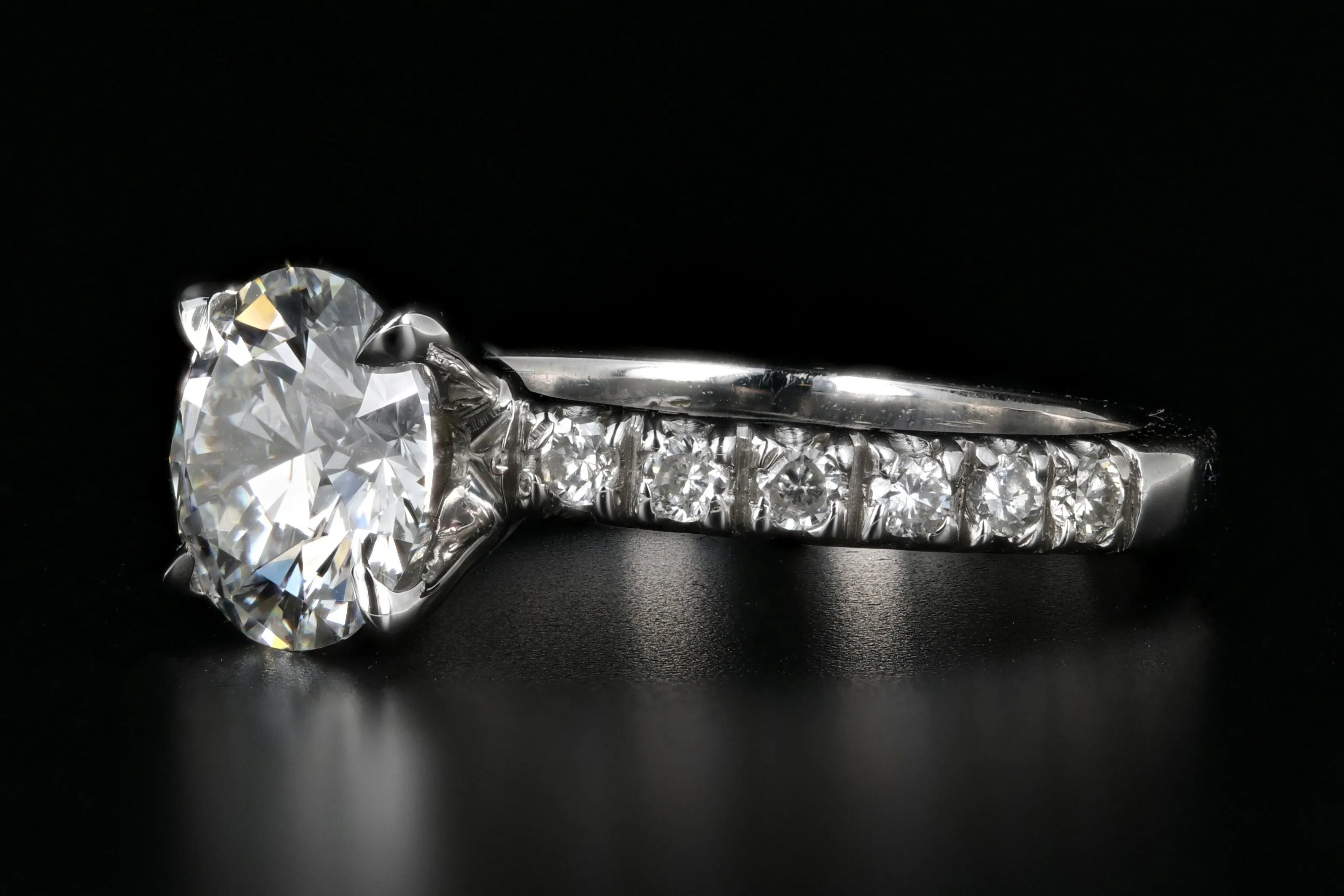 Modern Platinum 1.50 Carat Diamond Ring GIA Certified