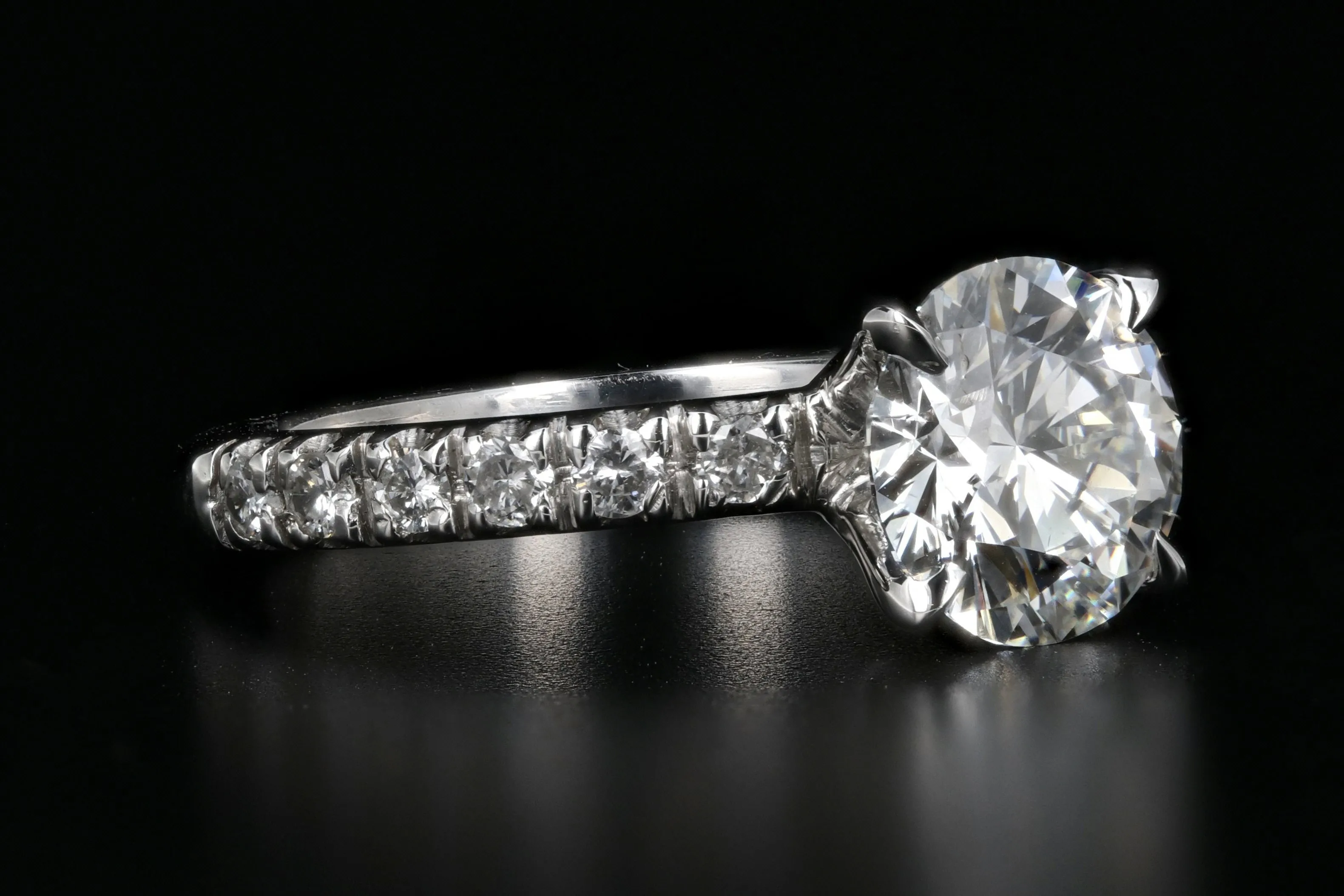 Modern Platinum 1.50 Carat Diamond Ring GIA Certified