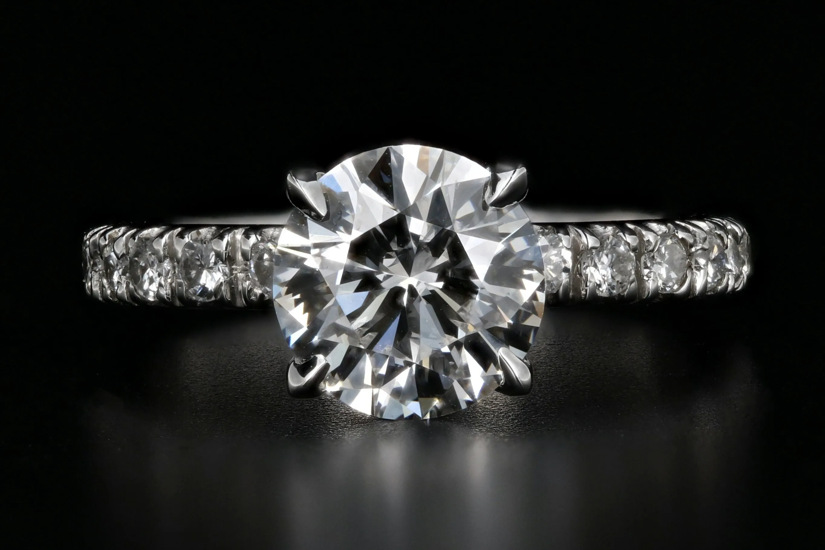 Modern Platinum 1.50 Carat Diamond Ring GIA Certified