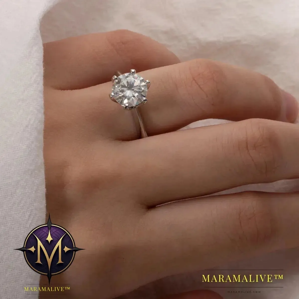 Moissanite White Gold Rings: Affordable & Durable Luxury Jewelry