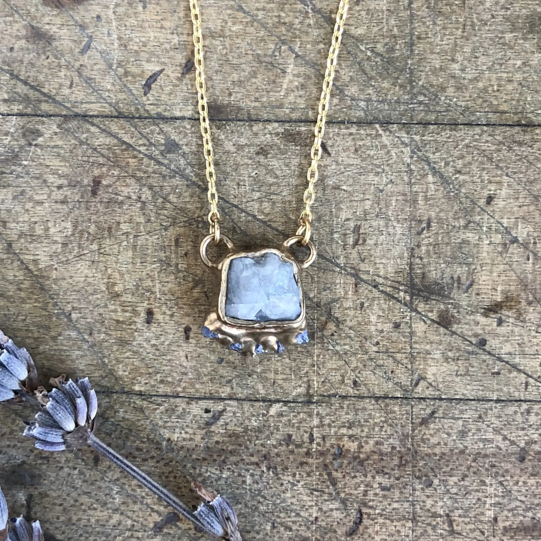 MoonVision Pendant