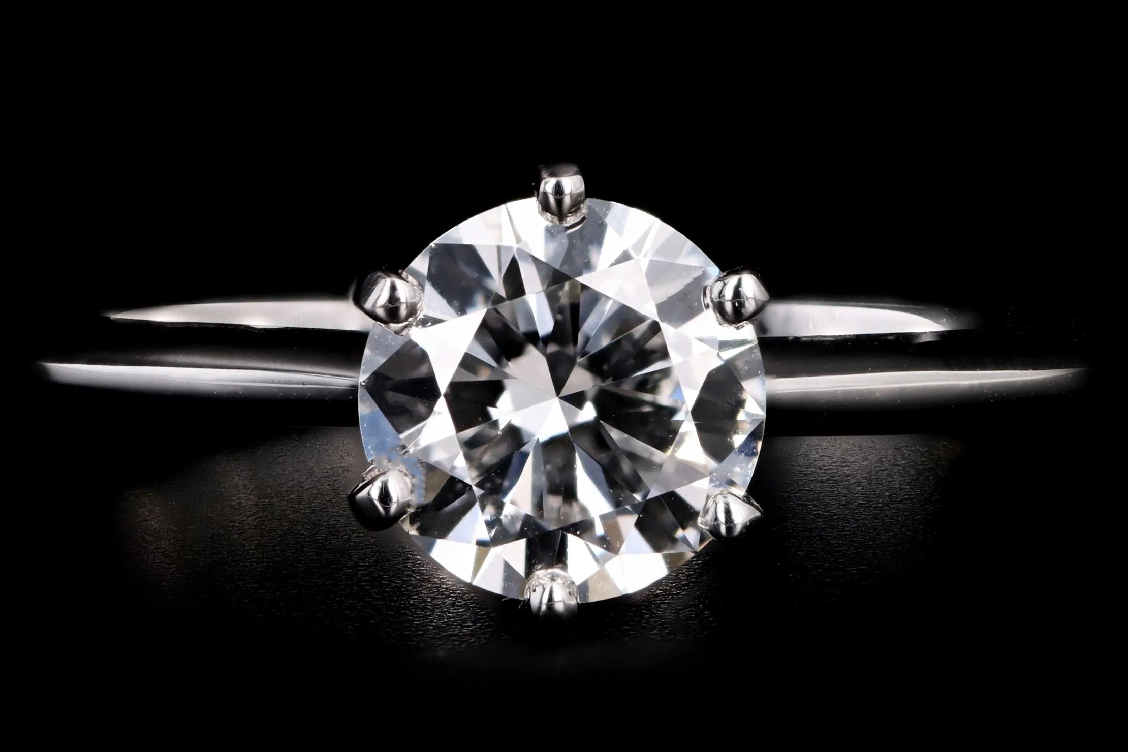 New Platinum 1.01 Carat Round Brilliant Cut Diamond Engagement Ring GIA Certified