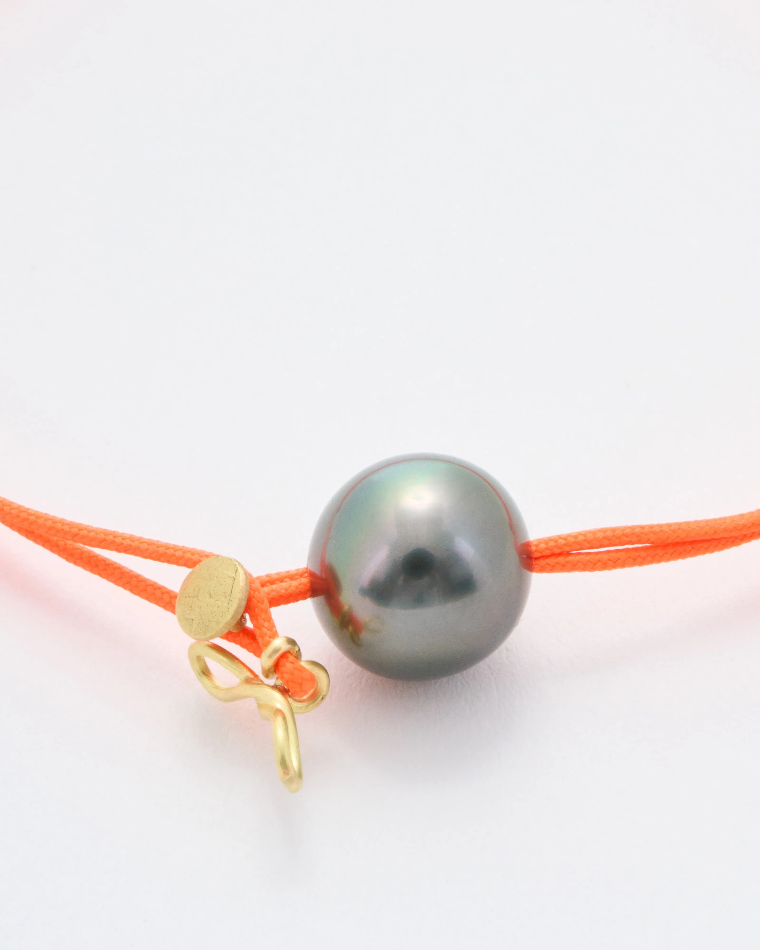 pearl adjustable cord bracelet