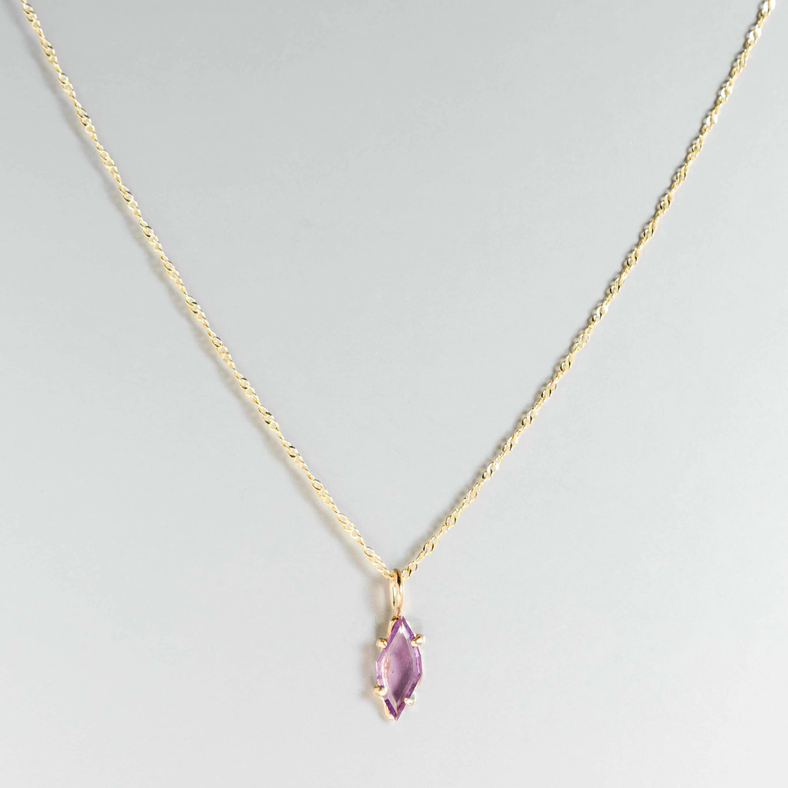 Portrait-Cut Pink Sapphire Necklace in 14k Gold
