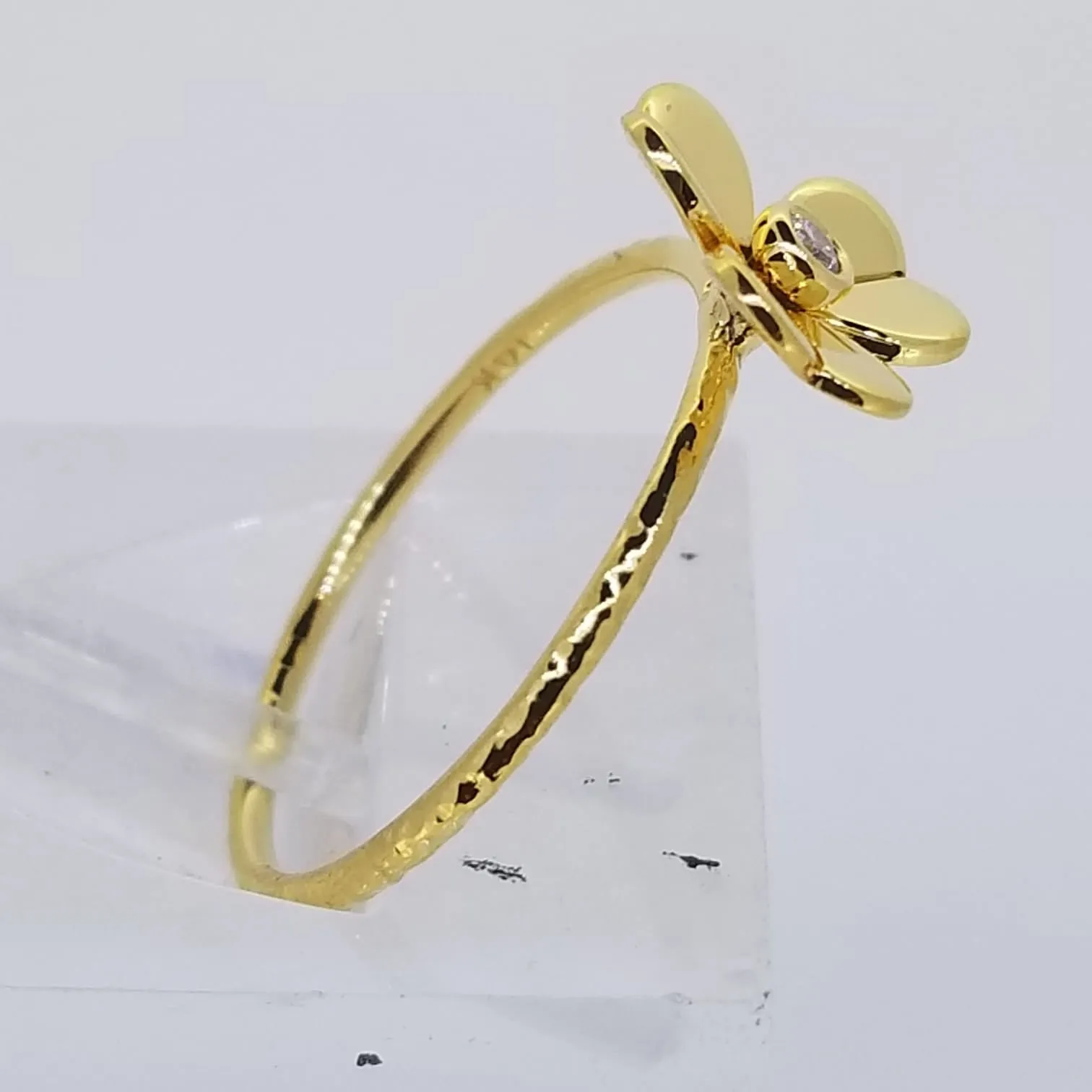 Single Diamond Flower Ring