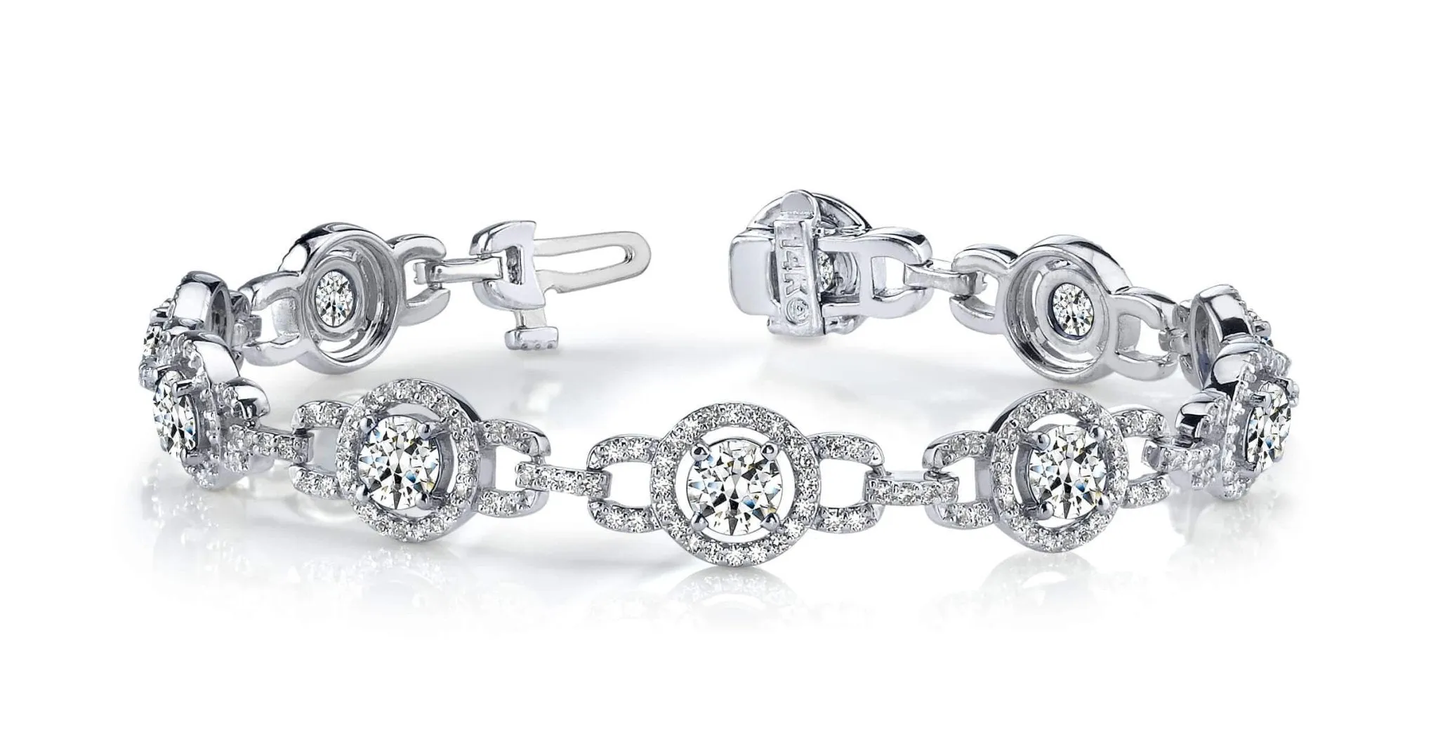 Stylish Circles Lab-Grown Diamond Bracelet with 7.24 ct.(finished) 1.1mm, 5mm