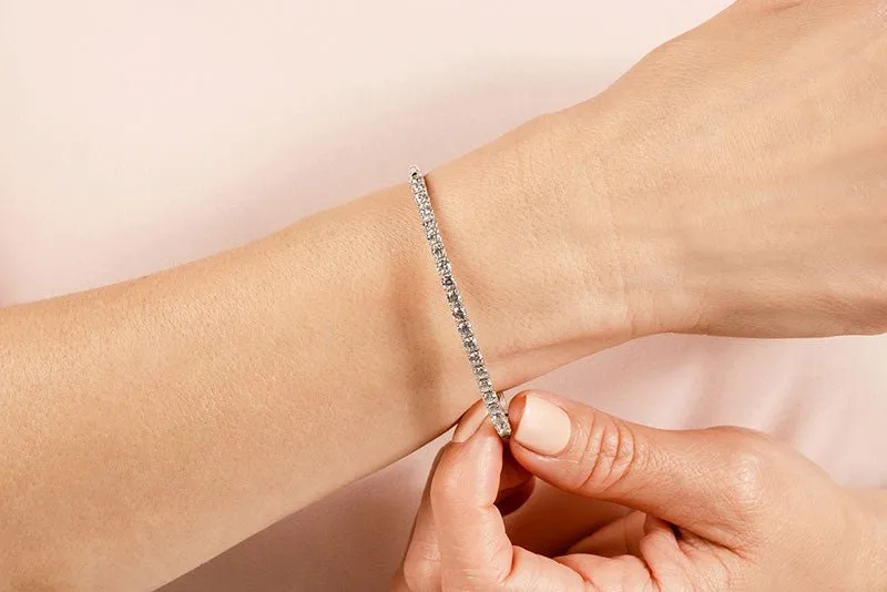 Stylish Sweetheart Bangle Lab-Grown Diamond Bracelet with 2.88 ct.(finished) 3.1mm
