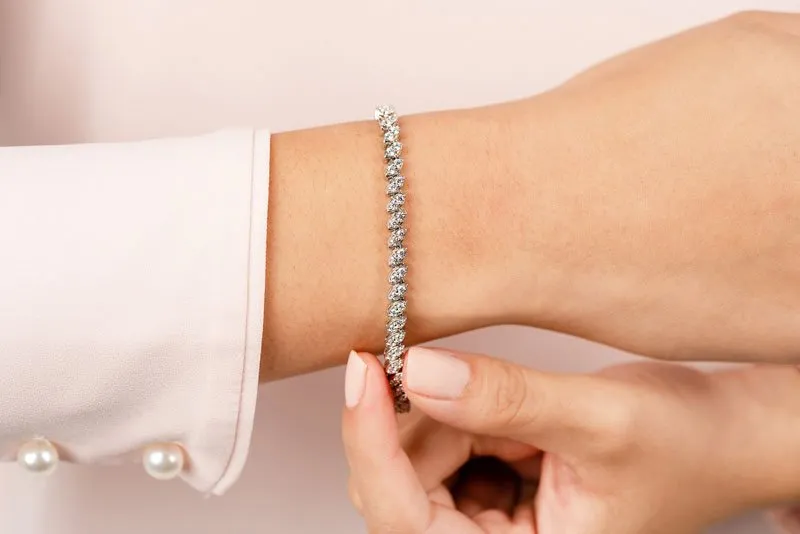 Two Peas In A Pod Diamond Bracelet with 4.00 ct.(finished) 2.25mm