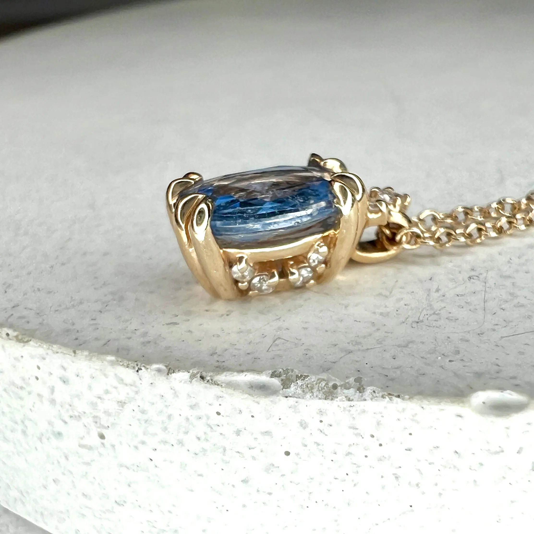 Victoria Natural Oval Blue Sapphire & Diamond Layering Gold Necklace